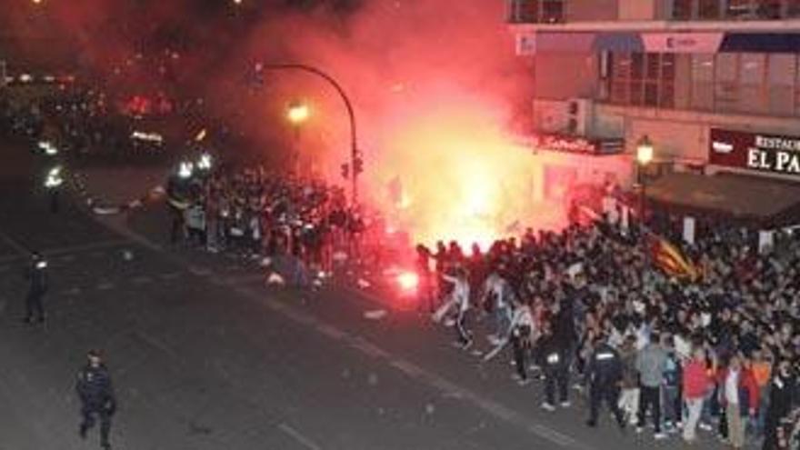 Imagen de la avenida de Suecia cuando se encendieron las bengalas.