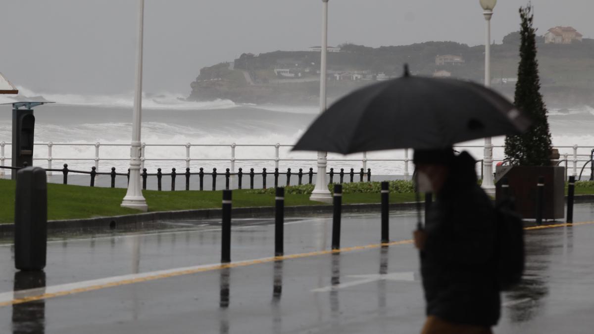 Oleaje en Gijón