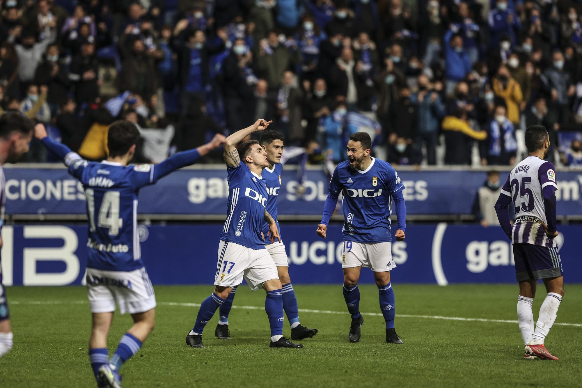 Las mejores imágenes de la victoria del Real Oviedo ante el Valladolid