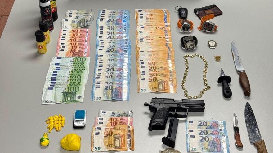 Una narcopeluquería del Raval destapa una red de compraventa de relojes de lujo robados