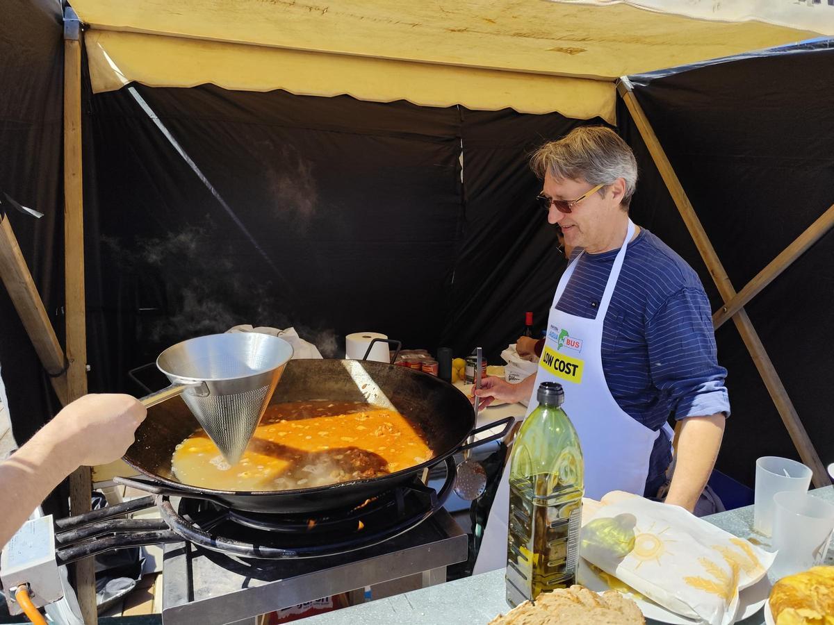 Campeonato de Arroz a Banda Creativo y Solidario en el Nàutic de Sant Antoni