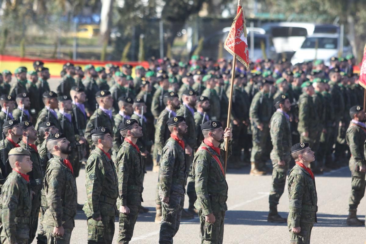 Parada militar de la Brigada Guzmán el Bueno X en Cerro Muriano