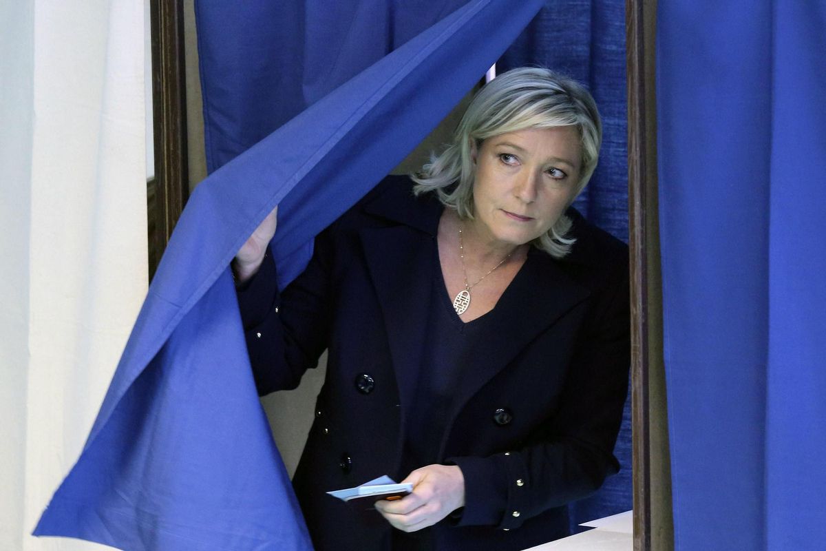 ¿Cal deixar governar Le Pen?