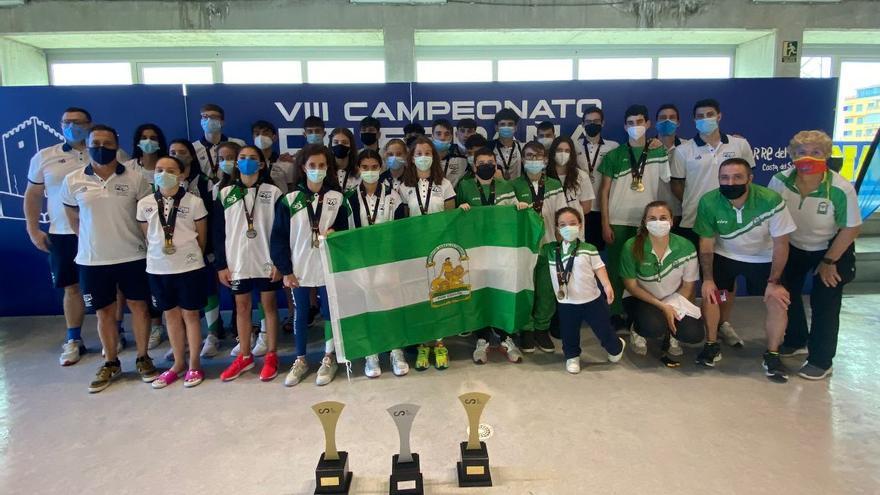 Selección andaluza inclusiva participante en el Campeonato de España de natación.