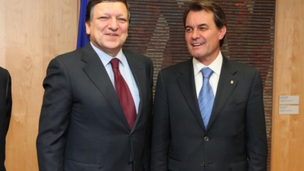 El presidente de la CE, José Manuel Durao Barroso, con Artur Mas en Bruselas, en una imagen de archivo.