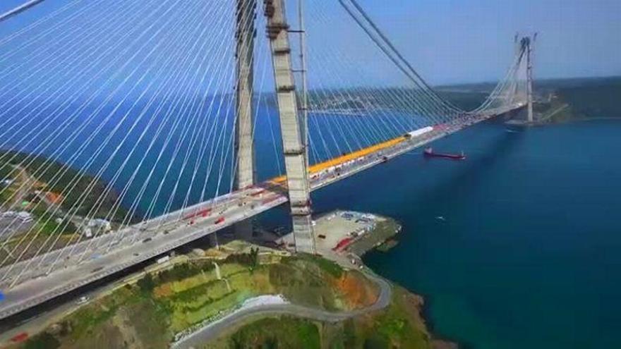 Turquía inaugura un tercer puente sobre el Bósforo