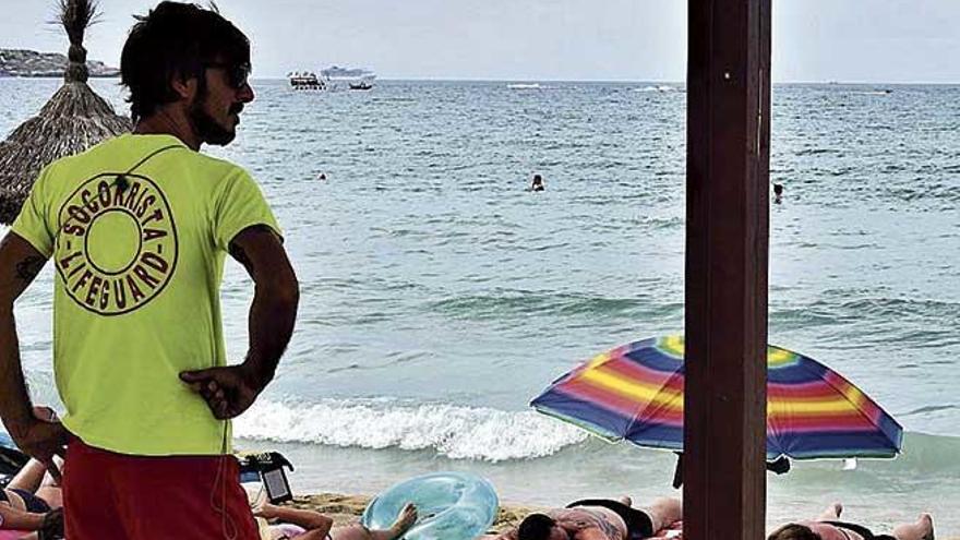 Sin servicio de socorrismo las playas no pueden estar abiertas.