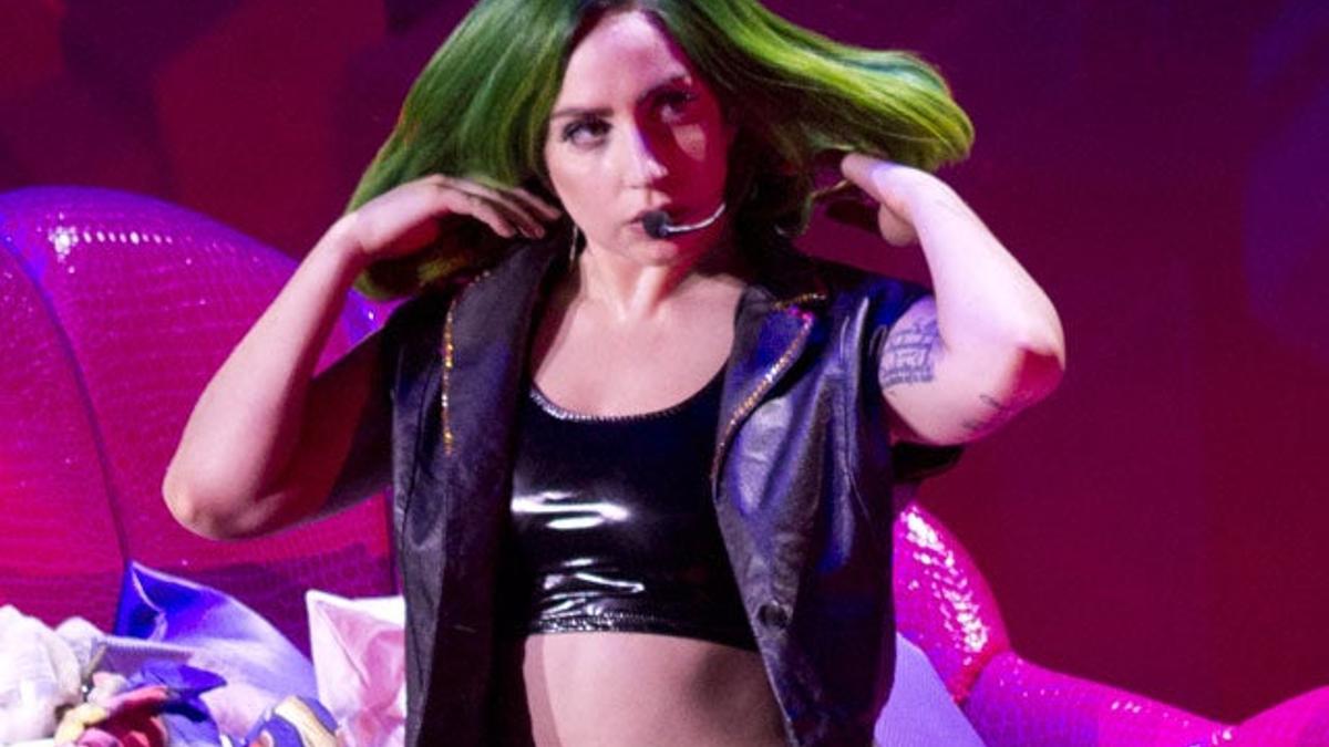 Lady Gaga cancela dos conciertos