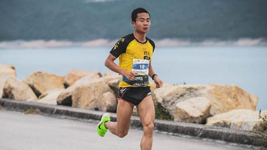 Peiquan You, campeón del &#039;Hong Kong Ultramarathon 100&#039;.