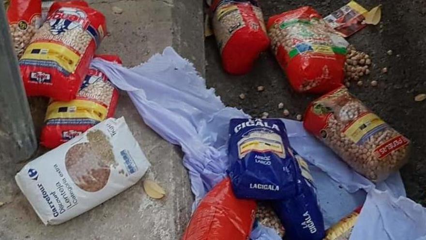 Comida del Banco de Alimentos de Alicante en la basura