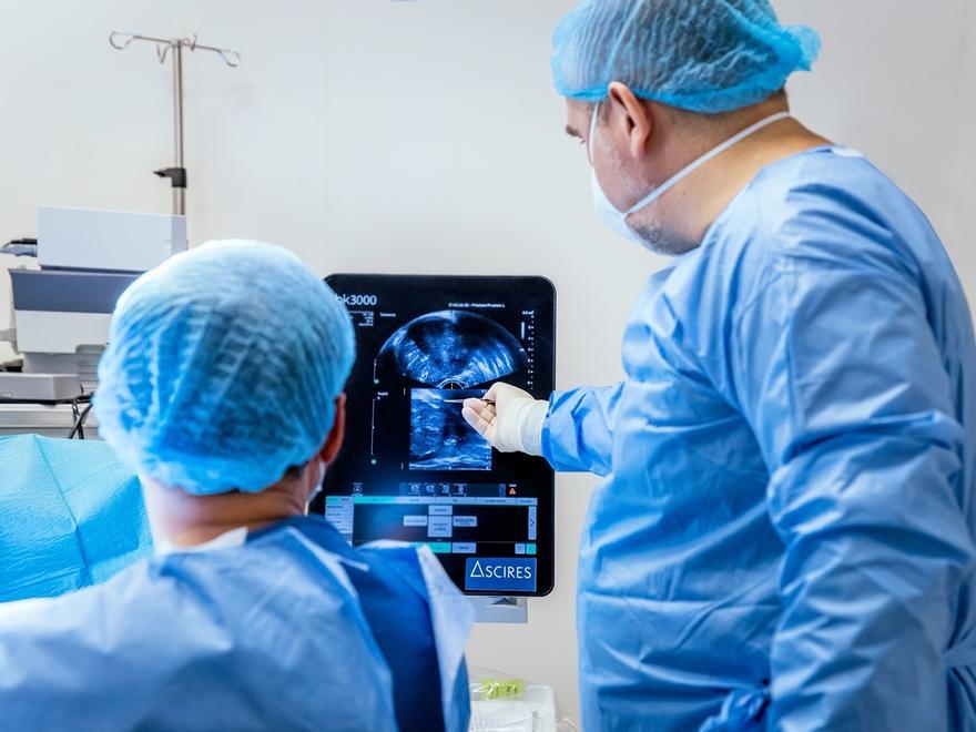 Con la biopsia de próstata por fusión, Ascires maximiza la precisión y minimiza el riesgo de infección.