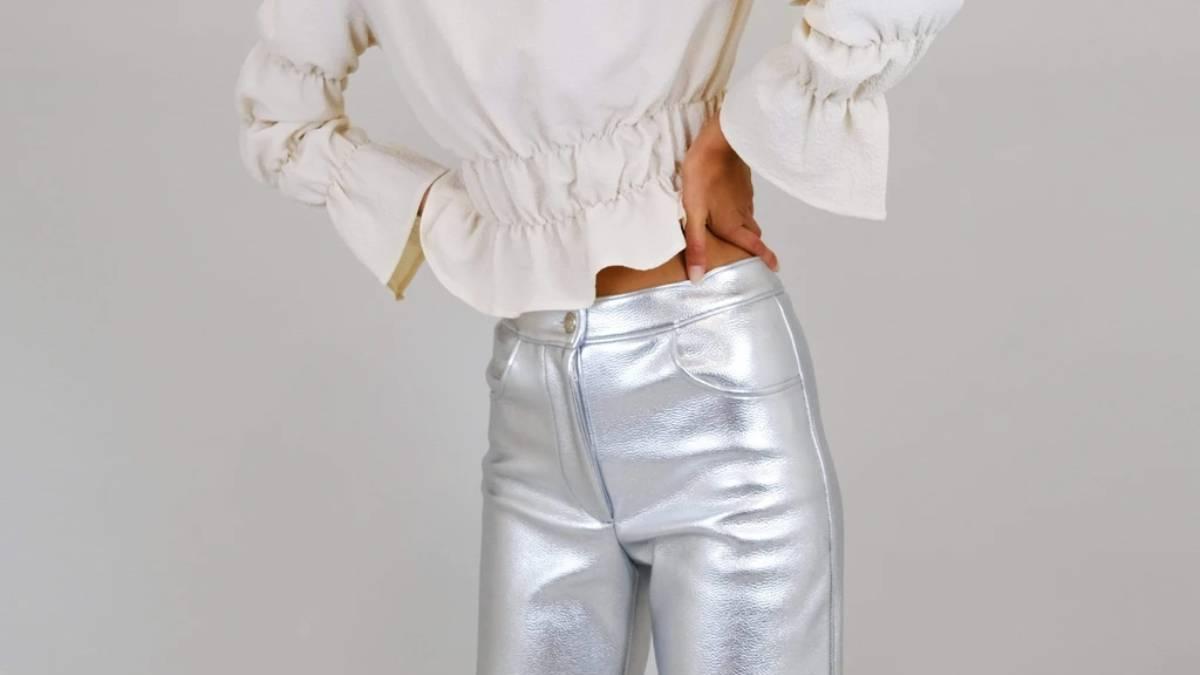 Los metalizados inundan tu armario: 10 prendas para un look disco