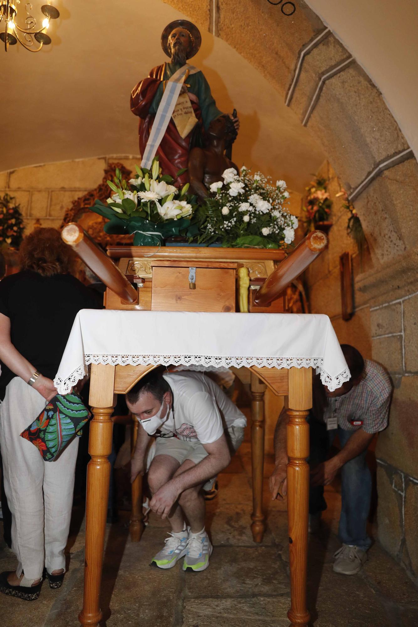 Fiestas en Moaña: Los "tercos y festeiros" de Meira celebran Sametolaméu con un pregonero de lujo