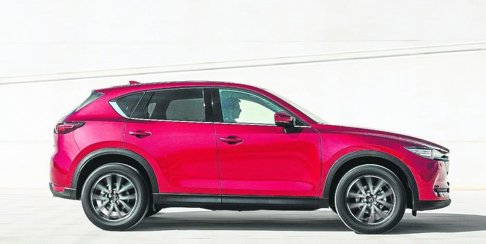 Mazda CX-5 2.5 Skyactiv-g 4WD 6AT: diferente y avanzado