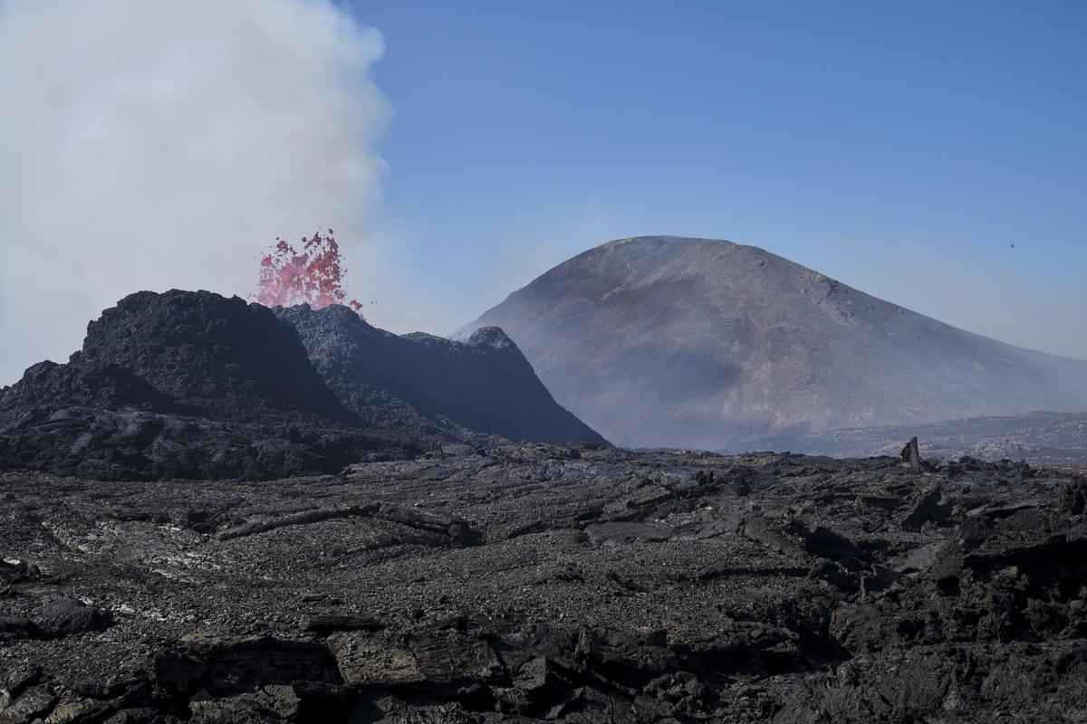 Islandia sufre la séptima erupción volcánica en el último año.