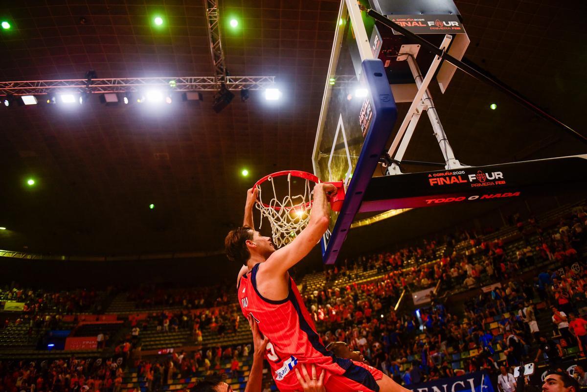 Fiesta del ascenso del Leyma Coruña a Liga ACB