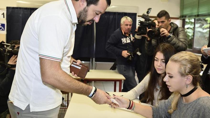 Un moment de les votacions.