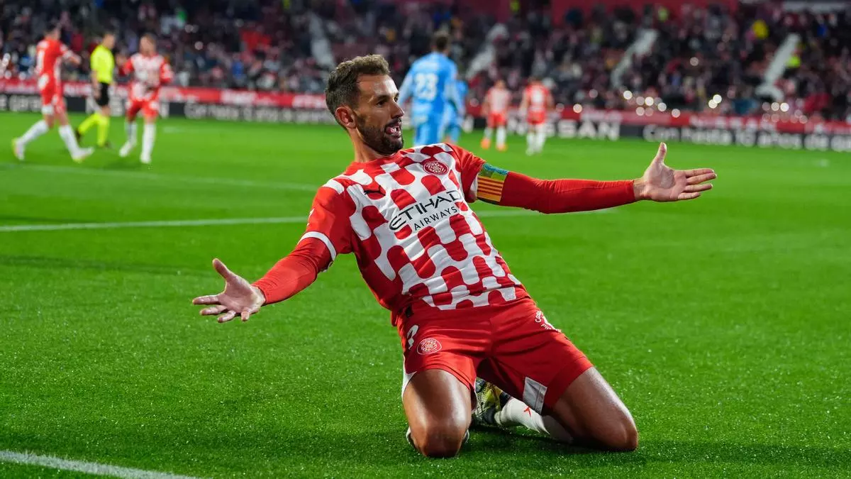 Stuani saca al Girona del infierno