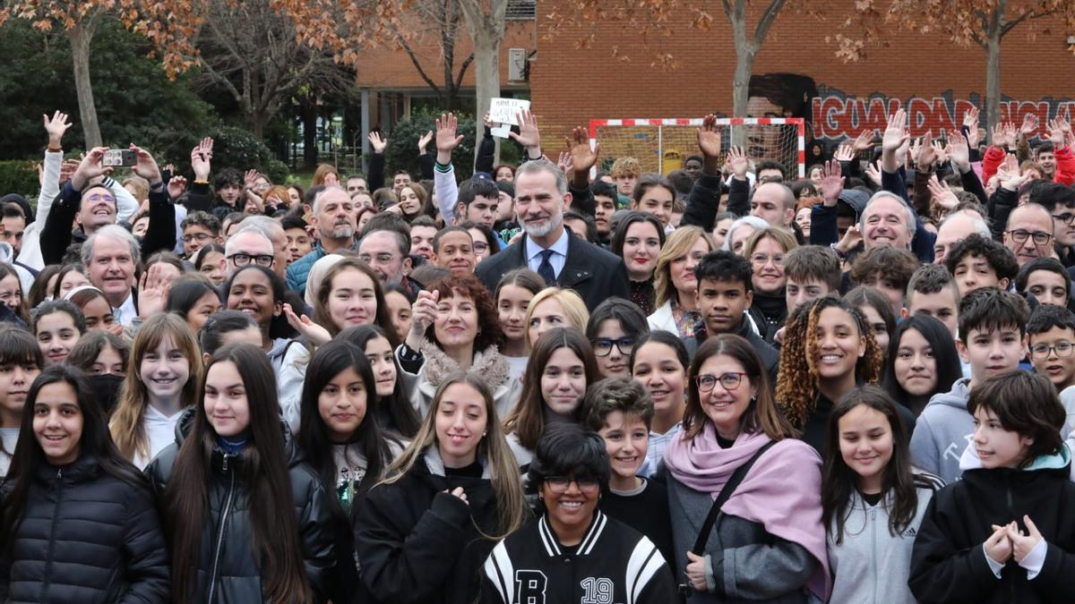 El Rey visita el IES Ramón y Cajal de Zaragoza