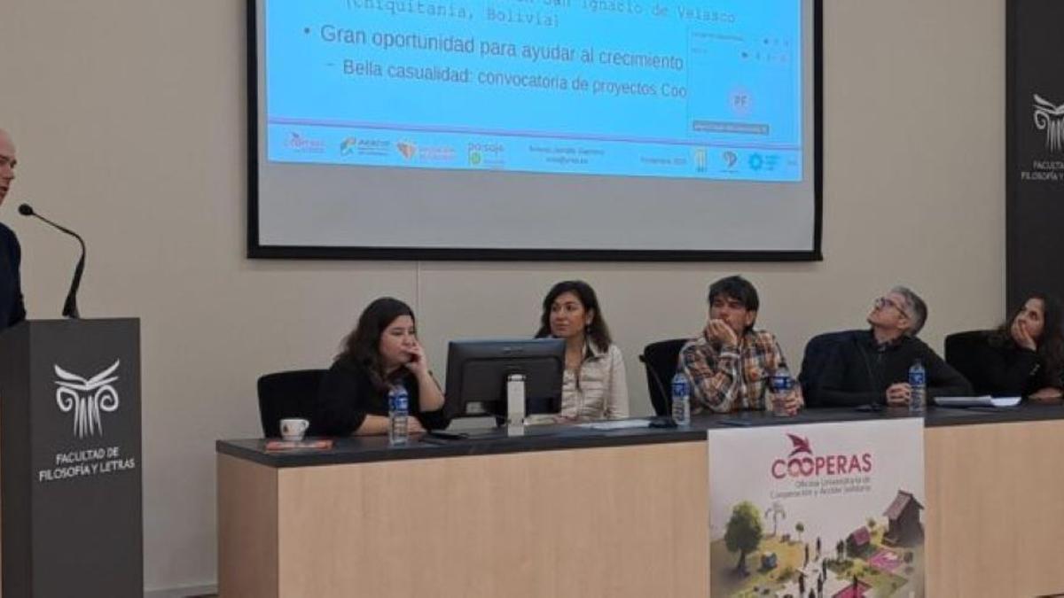 Un momento de la presentación de los proyectos de cooperación en Cáceres.