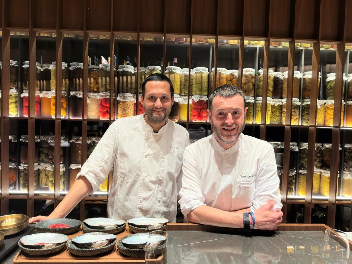 Jaime Pesaque y Ricard Camarena, el martes en València.