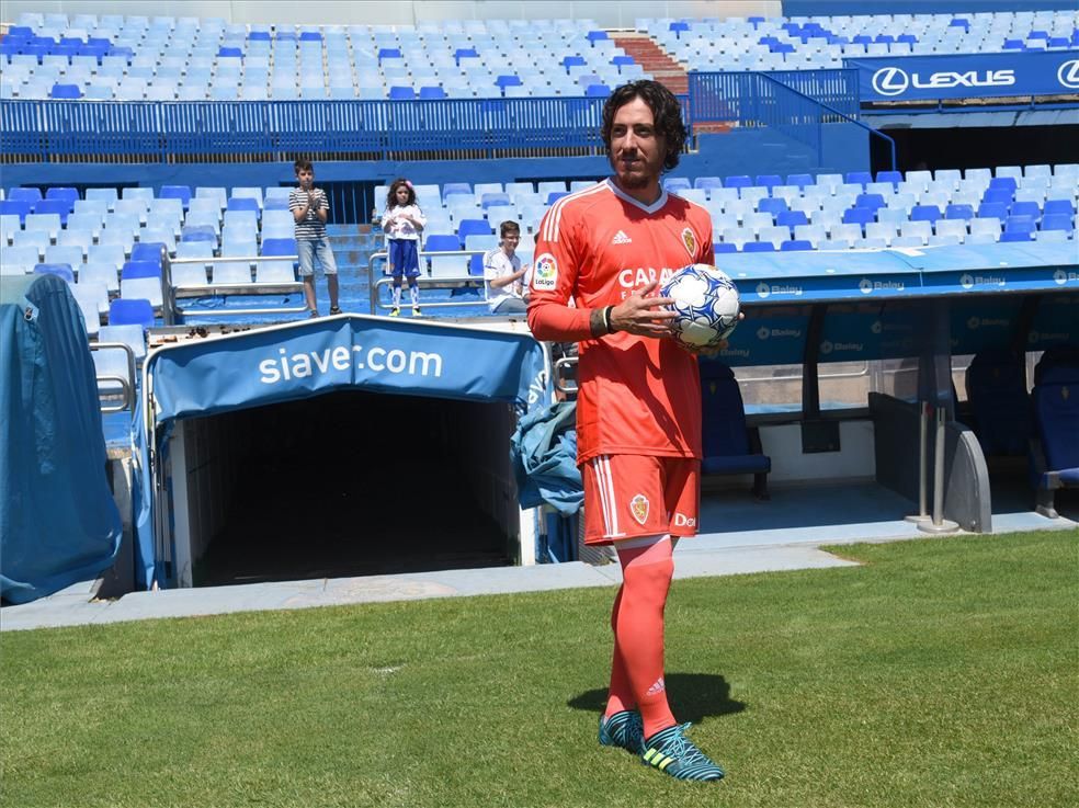 Presentación de Cristian Álvarez