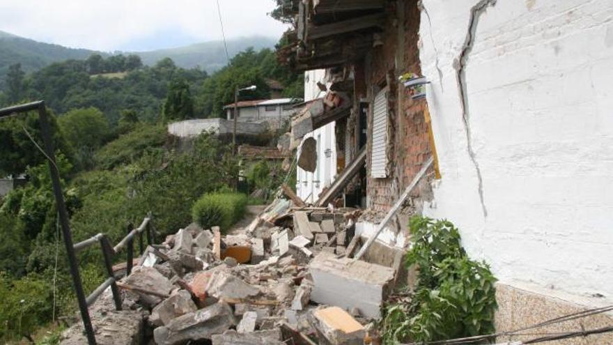 La casa derrumbada en el barrio de El Picu a principios de esta semana.