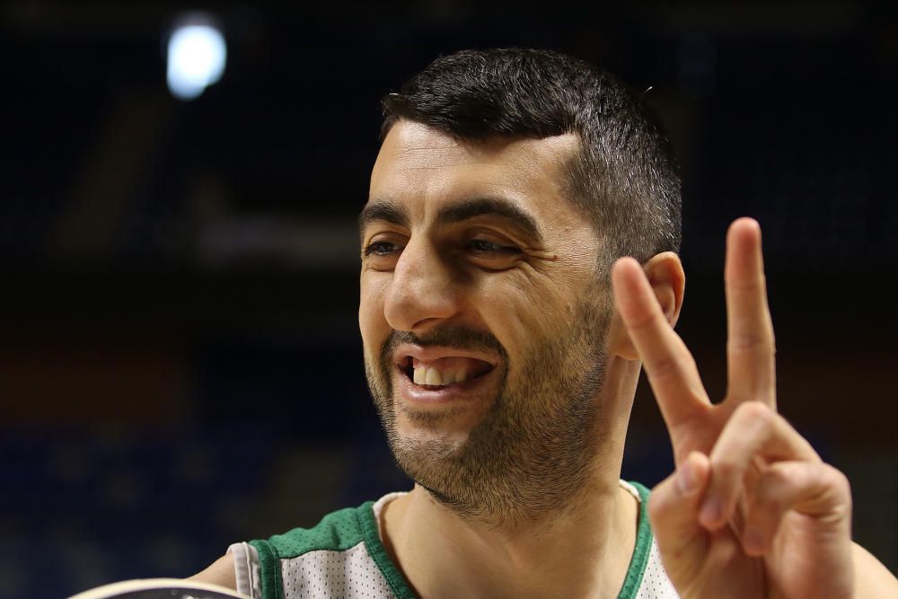 Encuentro entre la prensa y los jugadores del Unicaja antes del comienzo de la Copa del Rey.