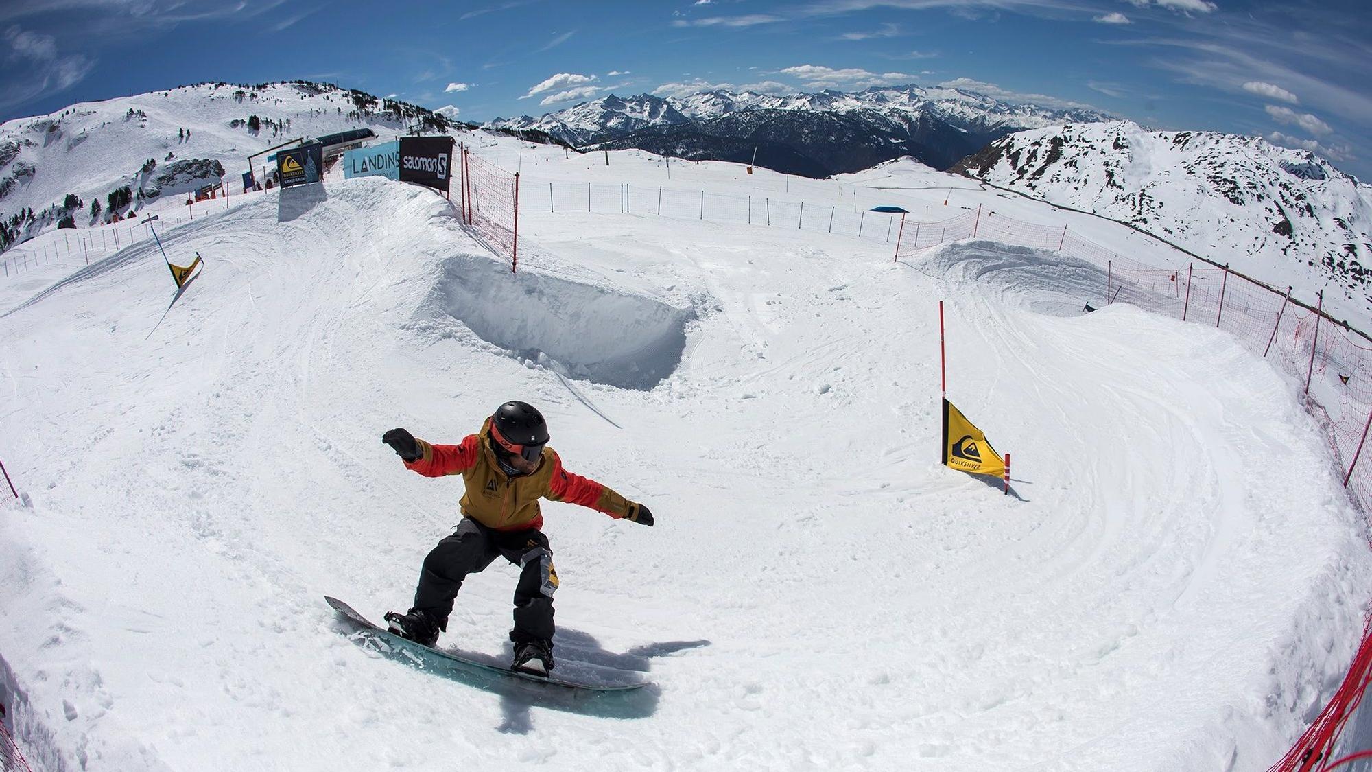 Landing Snowboard Banked Slalom 2023 02