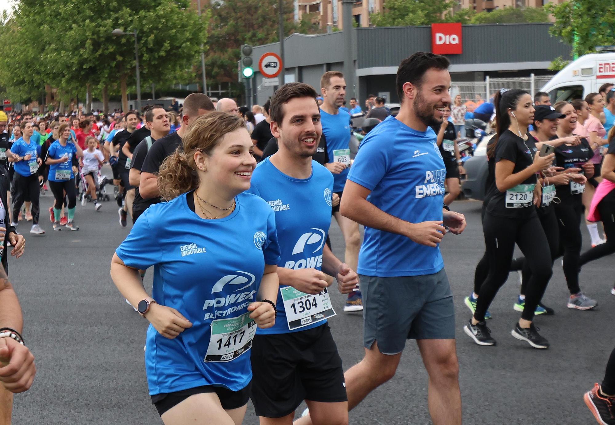 Búscate en la carrera de las empresas