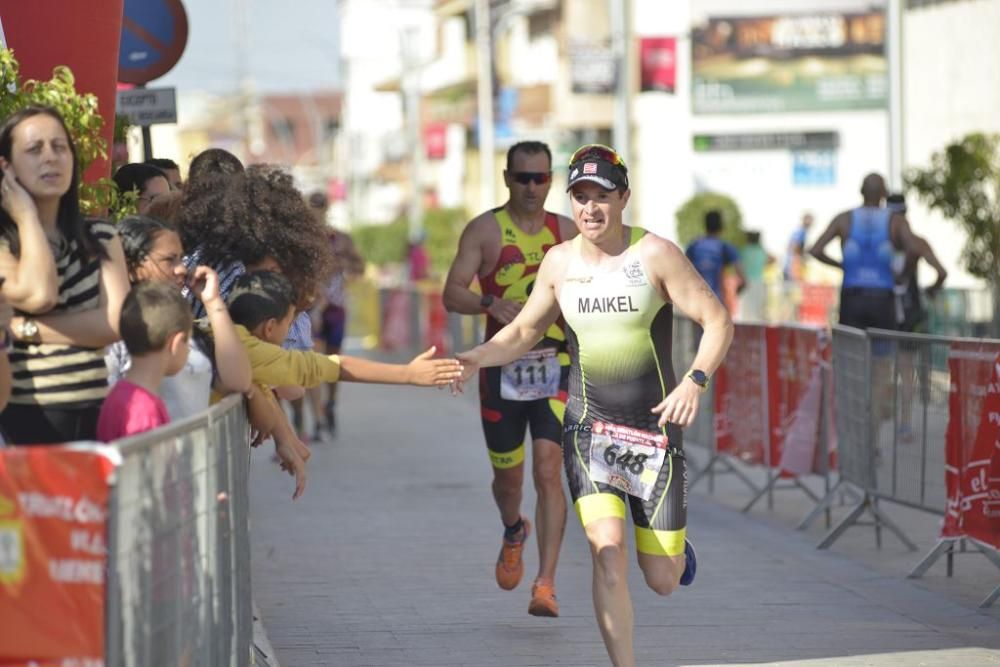 Llegada a la meta del Triatlón Villa de Fuente Álamo