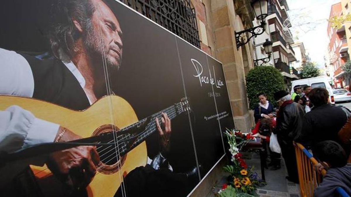 Capilla ardiente tras la muerte de Paco de Lucía.