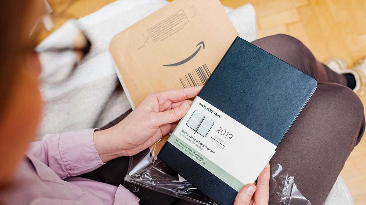 Amazon ofrece ntregas rápidas y devoluciones fáciles