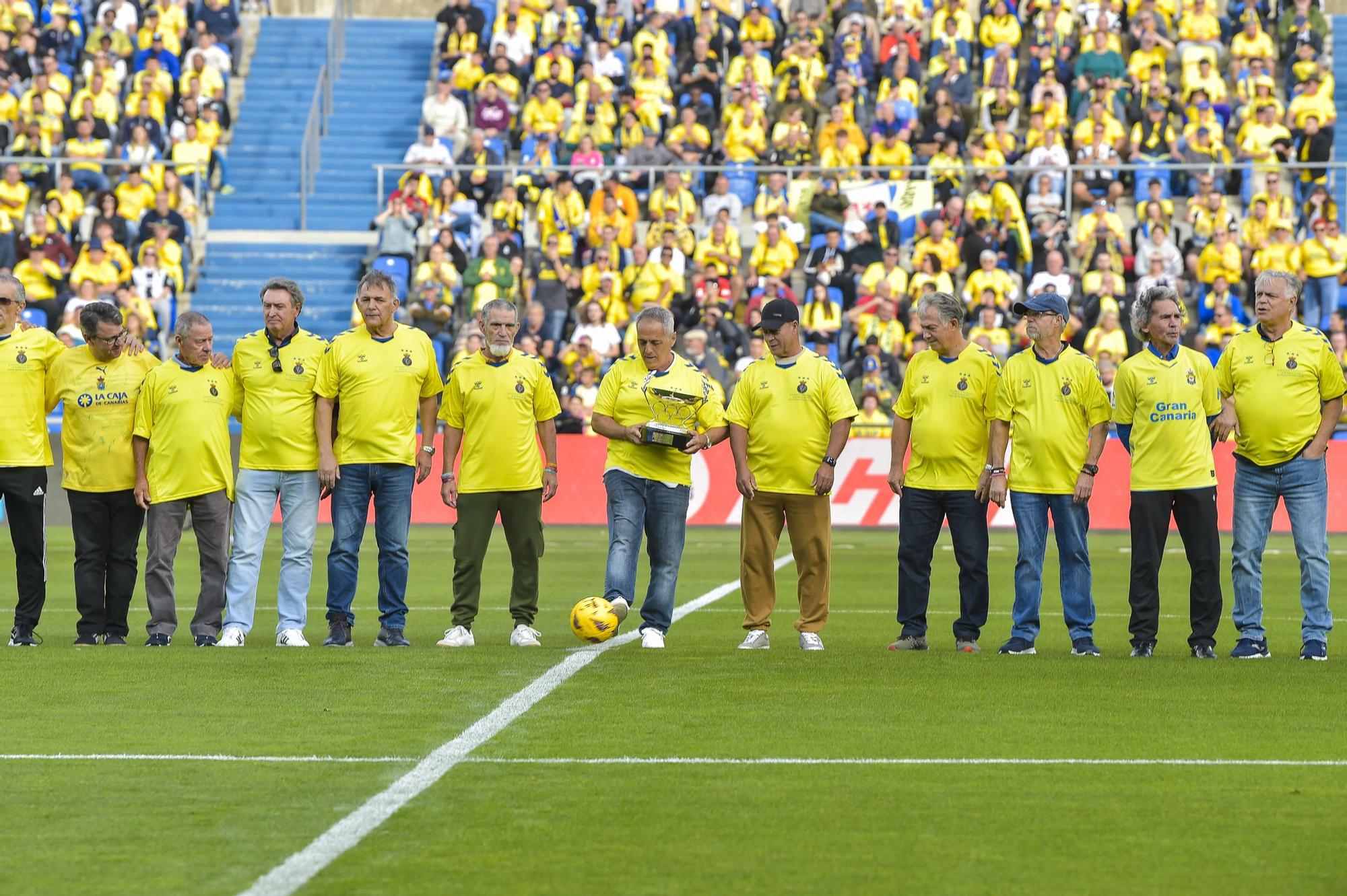 El partido UD Las Palmas-CA Osasuna, en imágenes