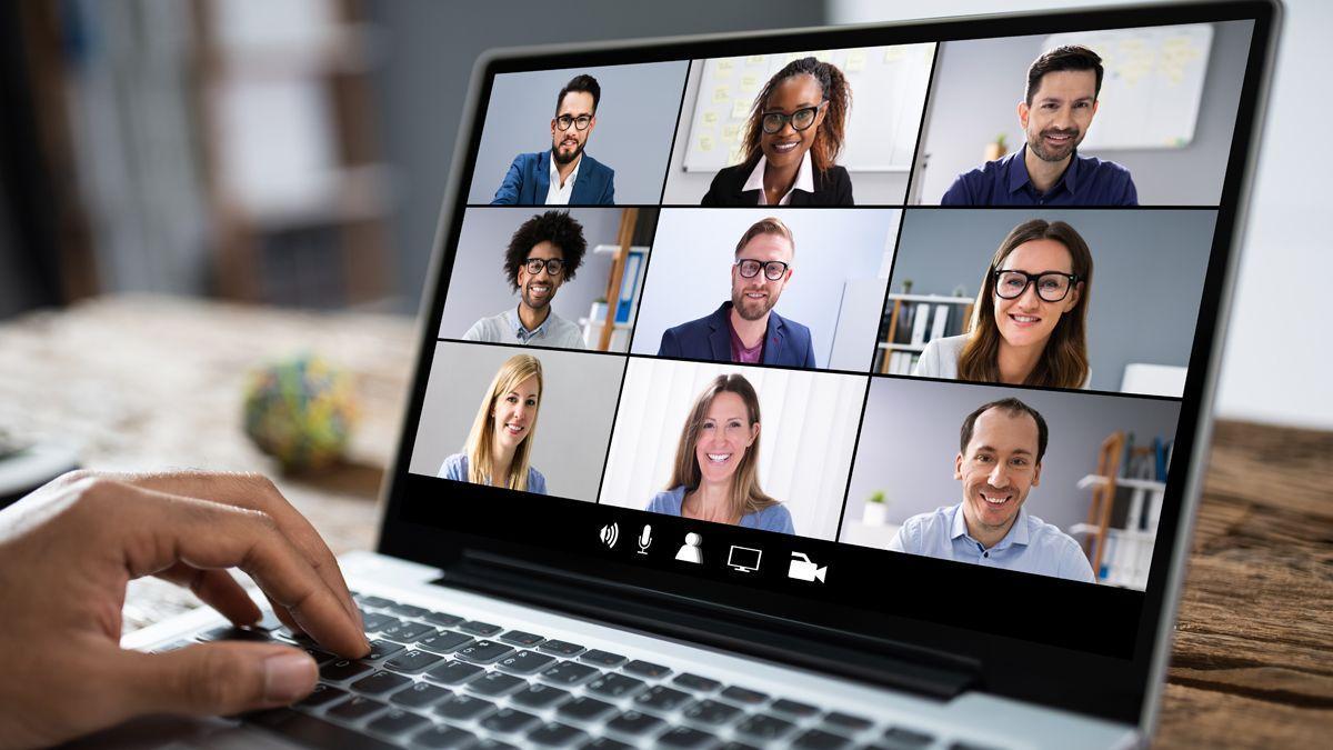 Els Webinars com a eix de comunicació de les escoles de negoci durant la pandèmia Els Webinars com a eix de comunicació de les escoles de negoci durant la pandèmia