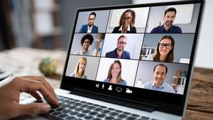 Els Webinars com a eix de comunicació de les escoles de negoci durant la pandèmia