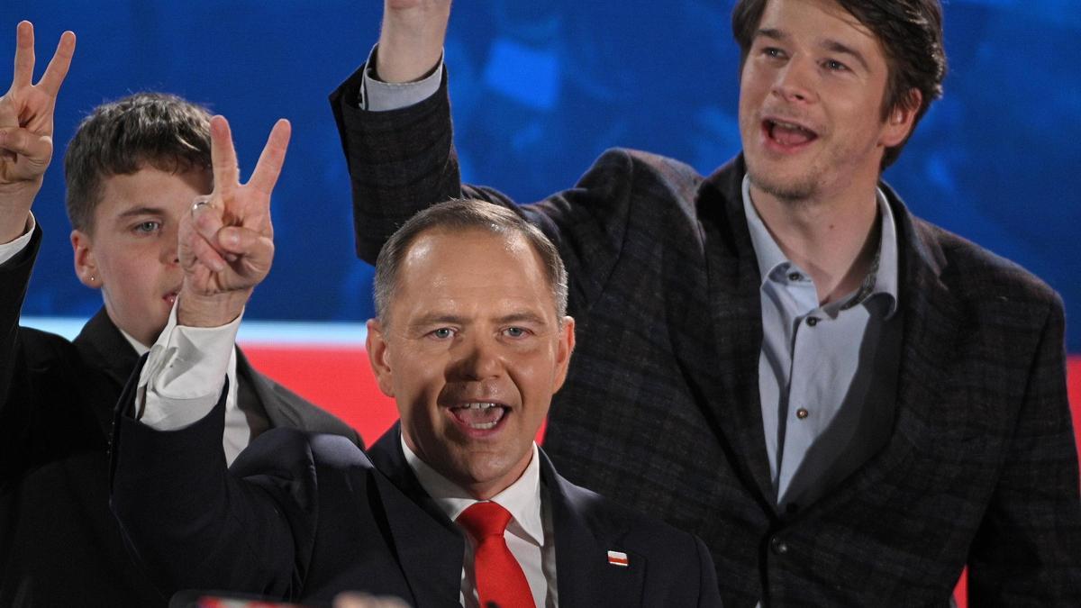 El conservador Nawrocki gana las elecciones presidenciales polacas con todos votos escrutados