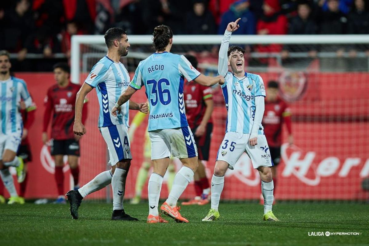 Fotos del CD Mirandés - Málaga CF de la jornada 24 de LaLiga Hypermotion