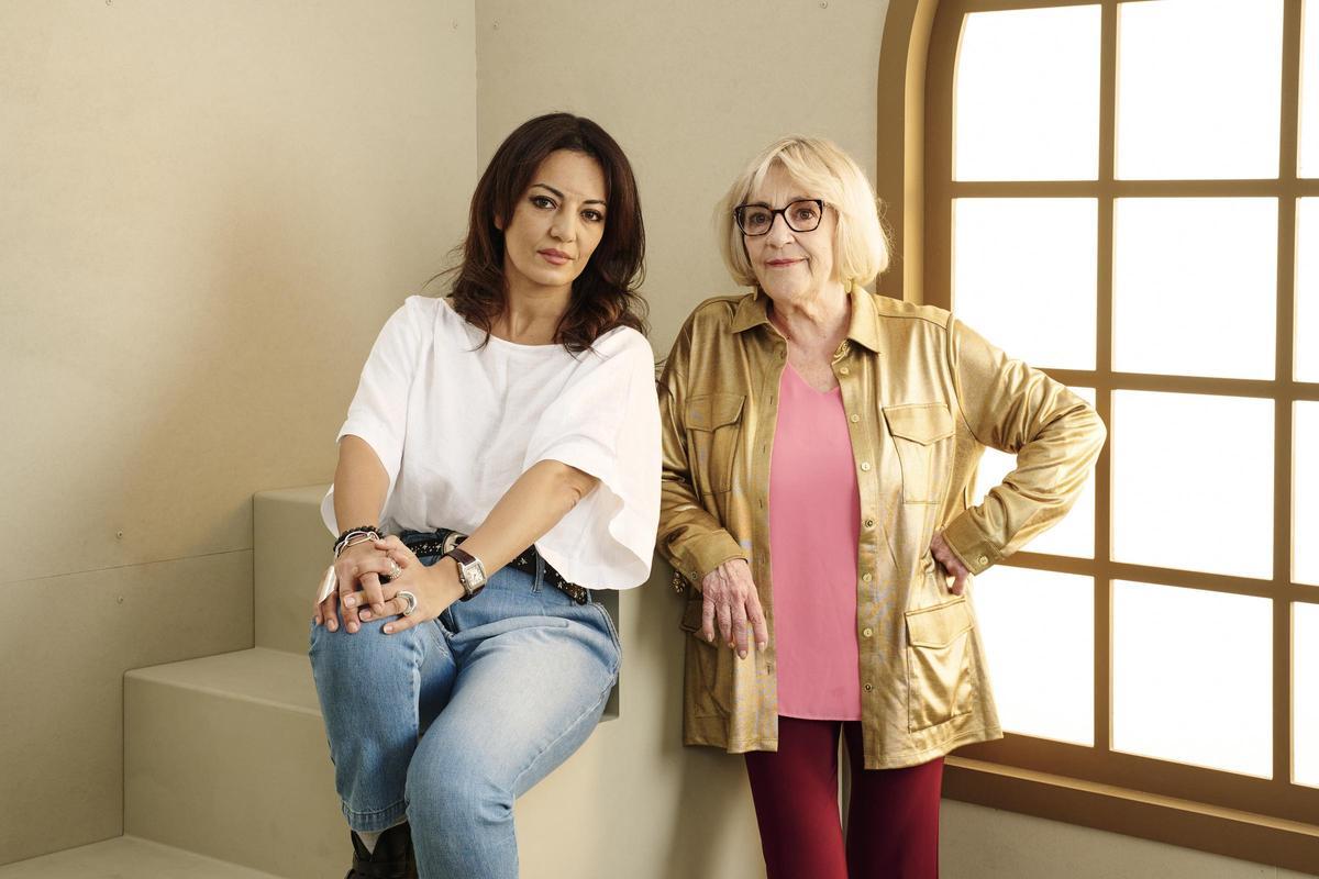 Maryam Touzani y Carmen Maura
