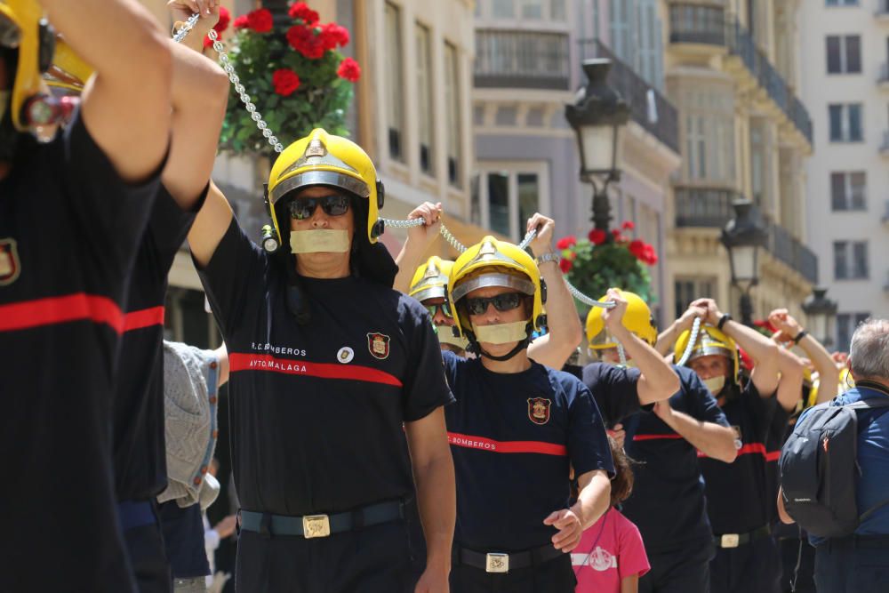 Manifestación de los bomberos de Málaga