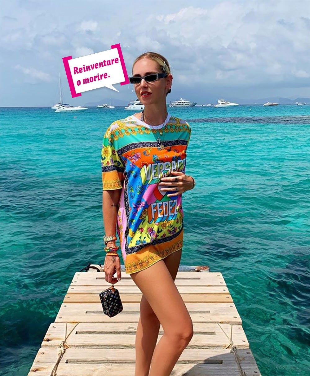 Chiara Ferragni en la playa, bocadillo: "Reinventare o morire"