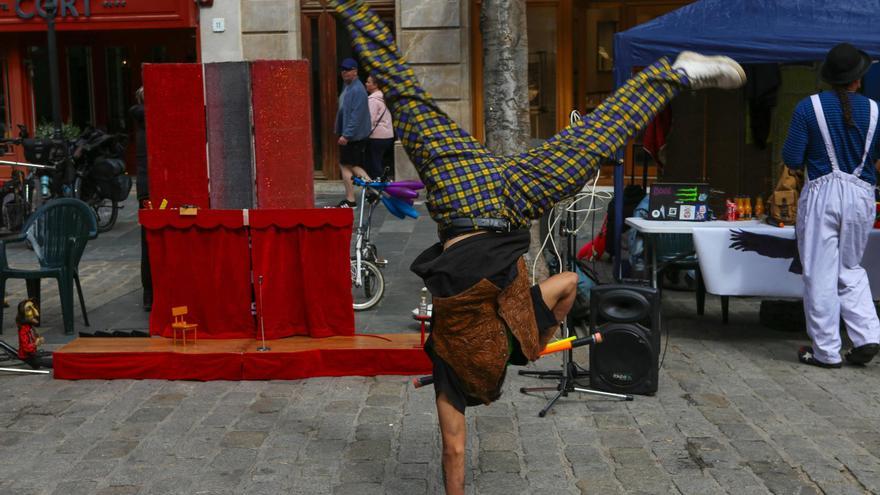 El artista no es tu banco: Cuando los mercados se convierten en esquemas de financiación