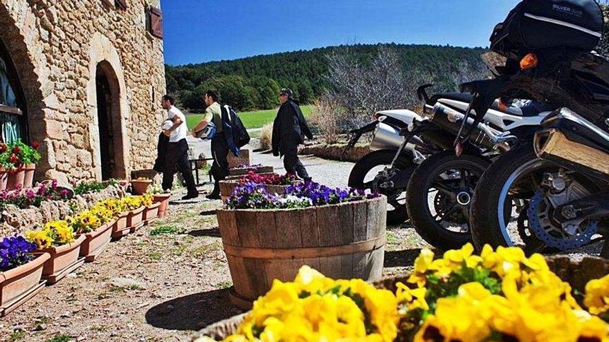 Un establiment turístic de les comarques de Lleida amb motoristes