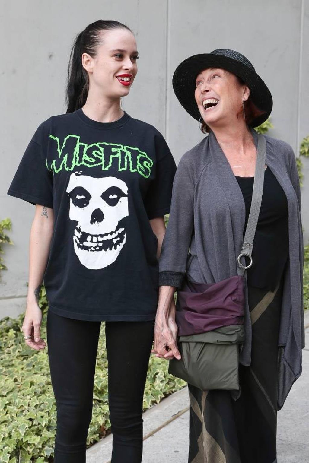 María y Verónica Forqué durante la presentación de la obra de teatro 'La vida a palos'