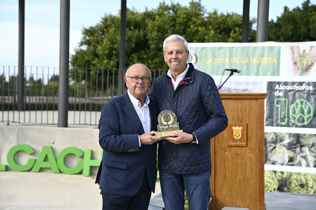 Antonio Ángel Hurtado y Antonio Galindo, padrino de honor del acto