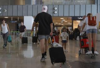 El aeropuerto de Valencia refuerza sus instalaciones ante un verano de récord