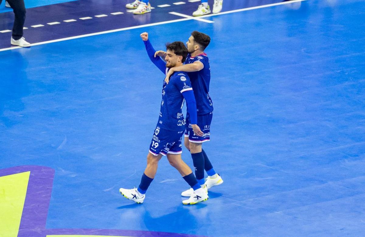 Eloy anota el 2 4 en el partido de Cuartos de final de la Copa de España