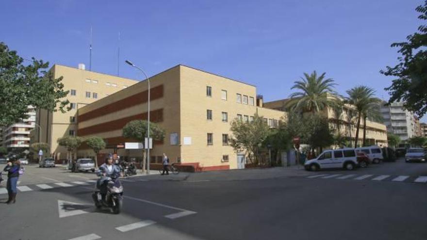 Un transformador retrasa el plan para el derribo del viejo hospital de Gandia