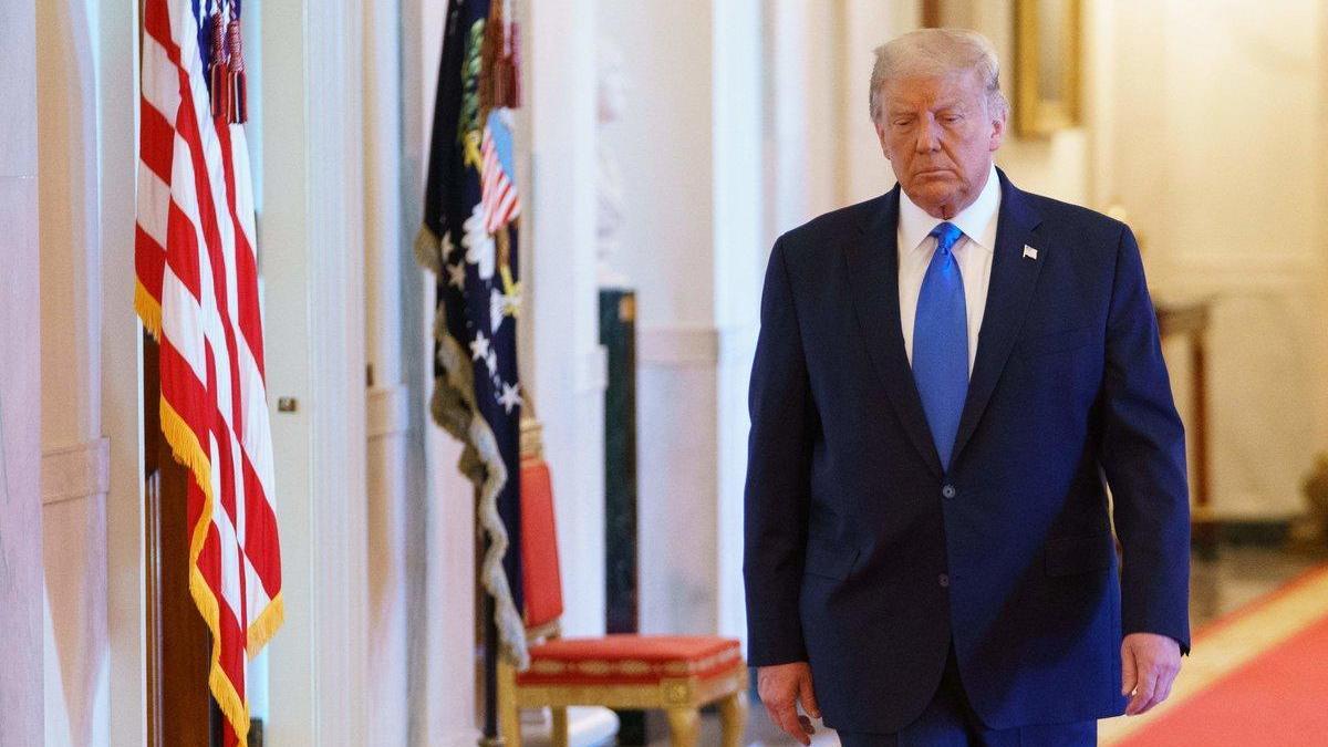 Trump se niega a comprometerse a un traspaso pacífico del poder en EEUU