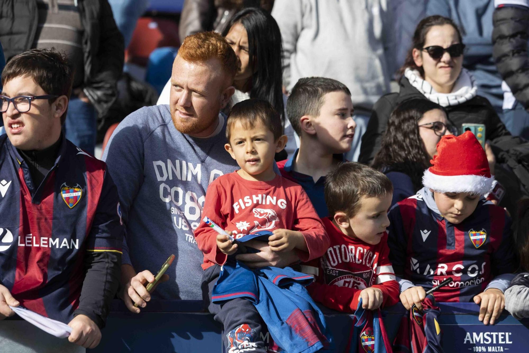 Puertas abiertas entrenamiento Levante